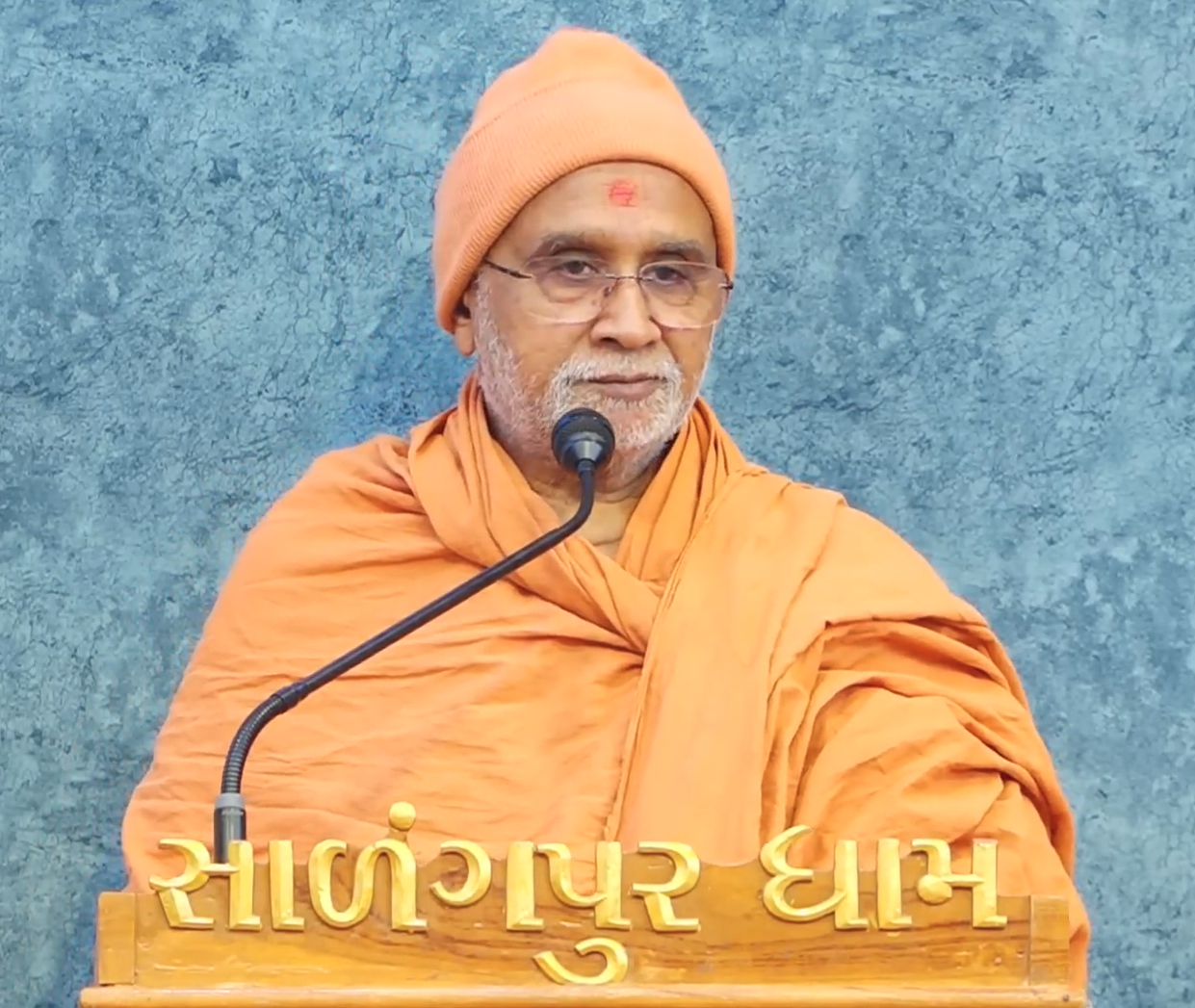 -પ.પૂ.શાસ્ત્રી સ્વામી રાધારમનદાસજી